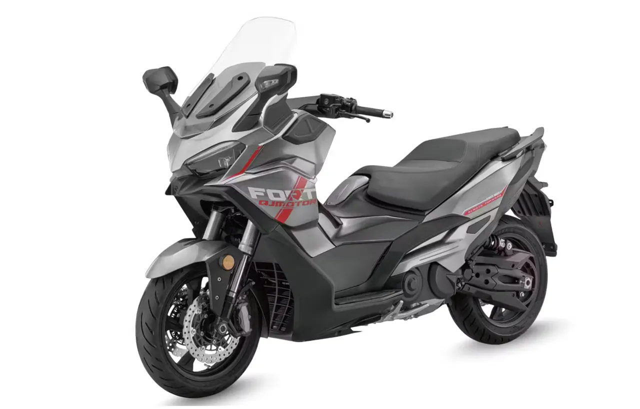 QJMotor Fort 600: Chinas neuer Maxi-Scooter mit 57 PS und Zweizylinder-Power