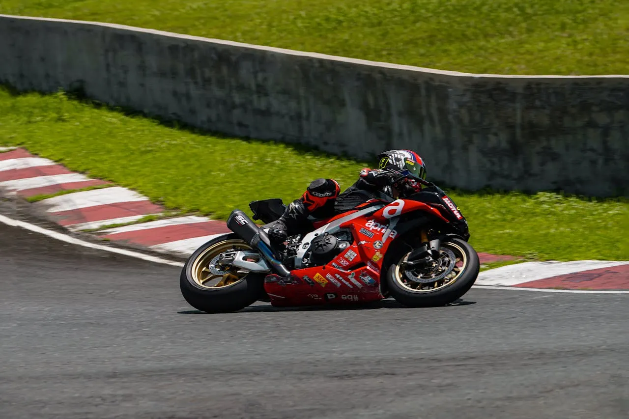 WSBK-Verstärkung aus der Königsklasse: Chantra zu Honda, Oliveira zu BMW